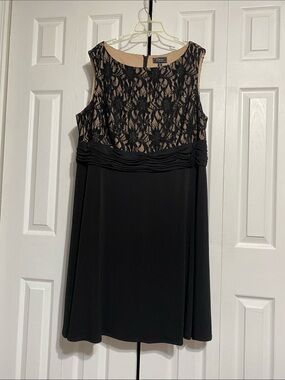 dressbarn Black and Nude Lace A-Line Cocktail Dress